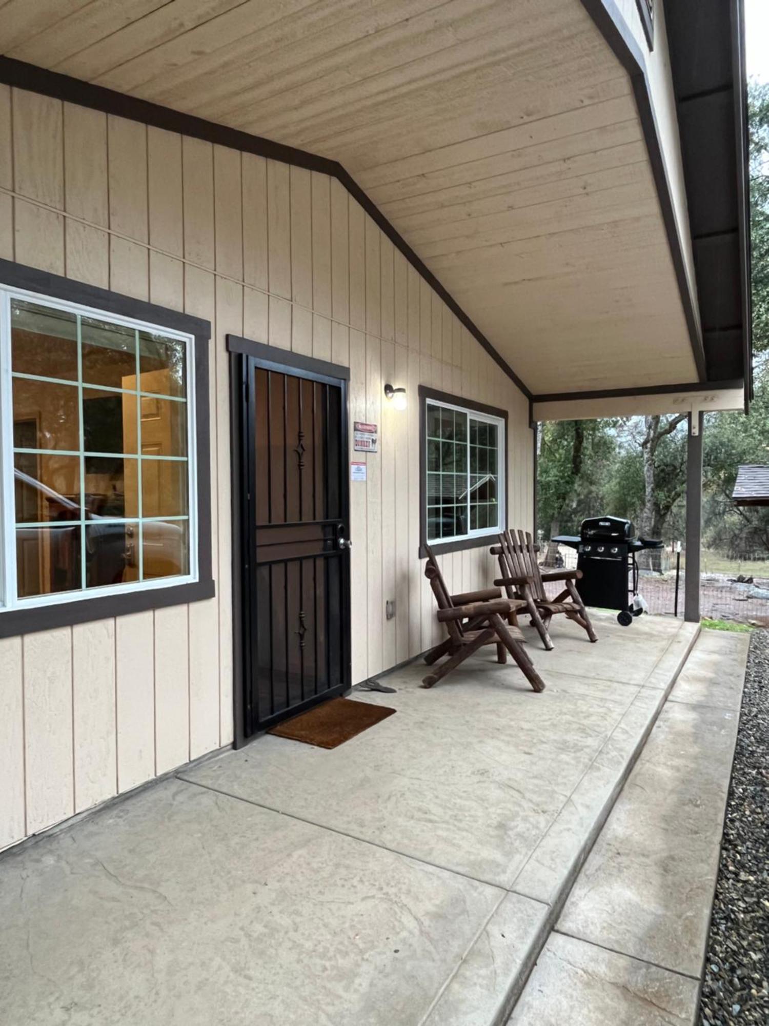 הוילה מריפוסה Wonky Donkey Den 30 Mi To Yosemite Arch Entrance מראה חיצוני תמונה